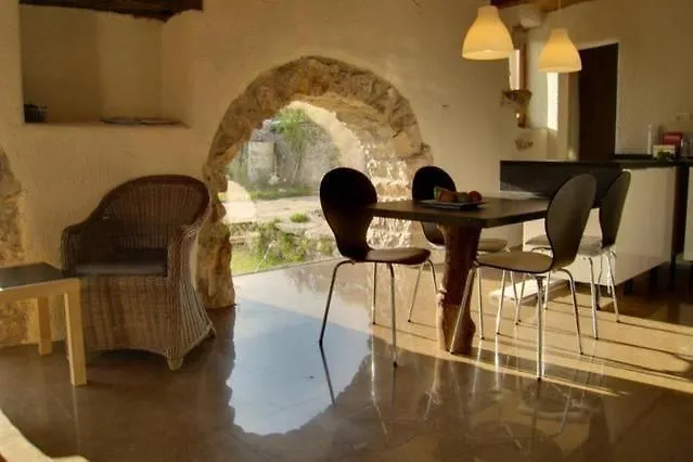 Ferienhaus In Omisalj Mit Grosser Terrasse Σπίτι διακοπών